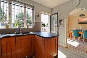 Kitchen- click for photo gallery